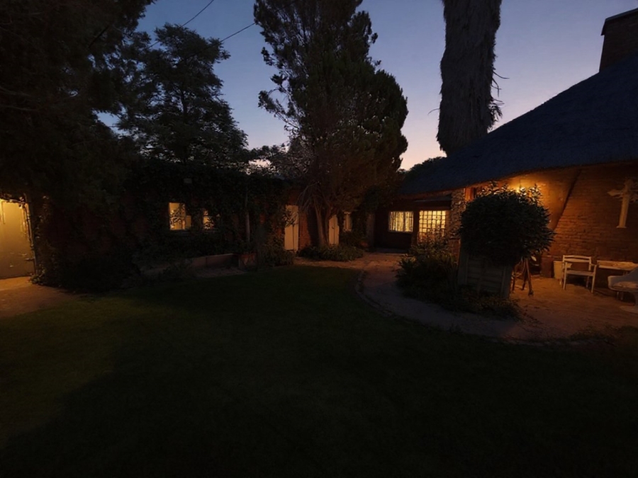 4 Bedroom Property for Sale in Griekwastad Northern Cape